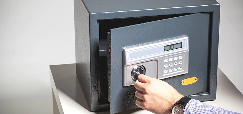 Jewelry Safe Unlocking Service in Normal, Illinois